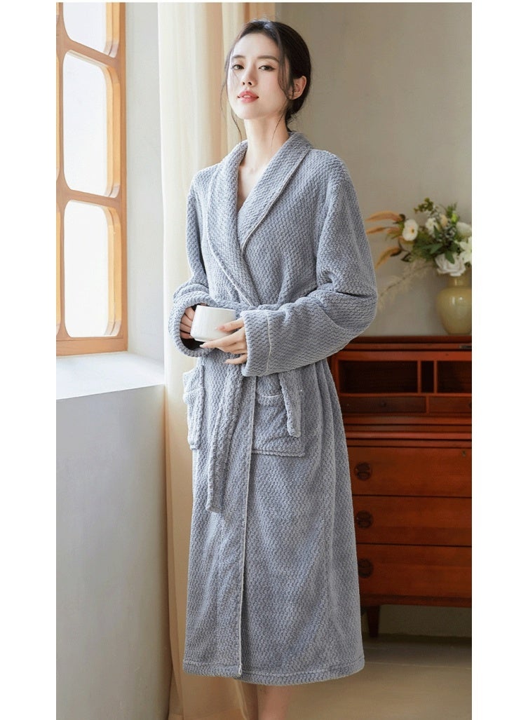 إسكدنيا النساء الشتاء طويلة سميكة اللباس الليلي اللباس المخملي بيجاما مع الحزام الرمادي - Image 1