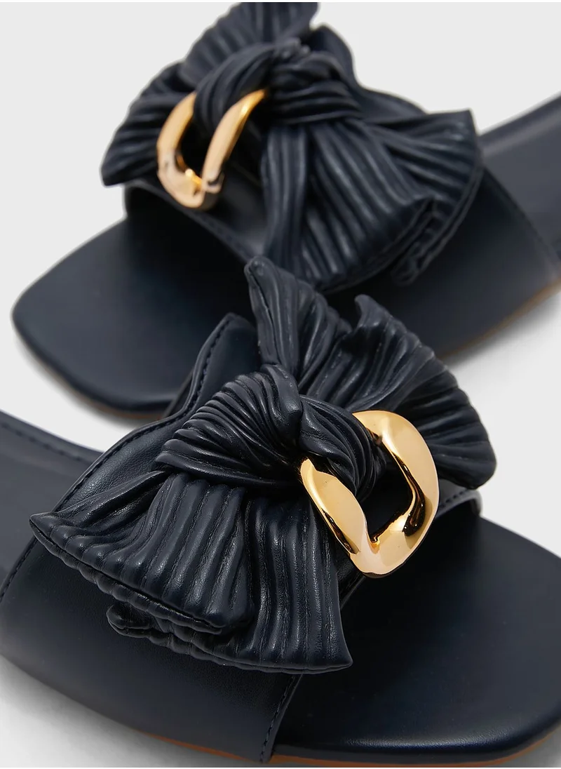 FYOR Casual Flat Sandals