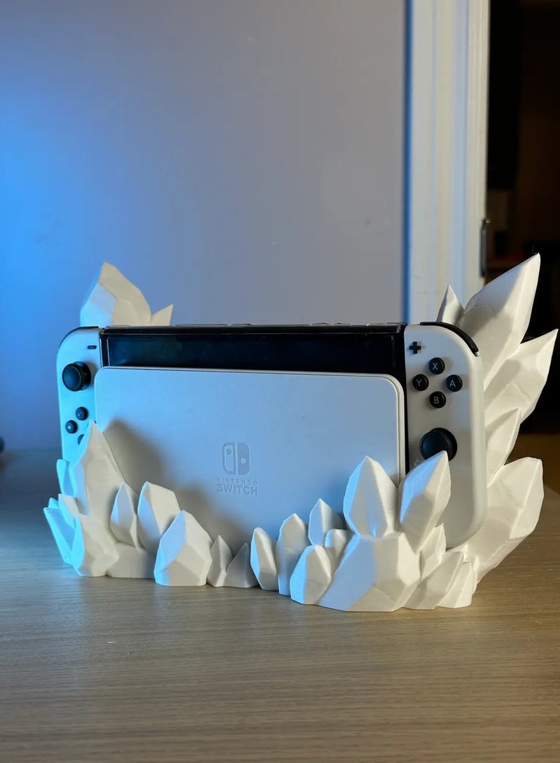 3D Brothers Elegant Crystal Display Dock for Nintendo Switch  - Image 3