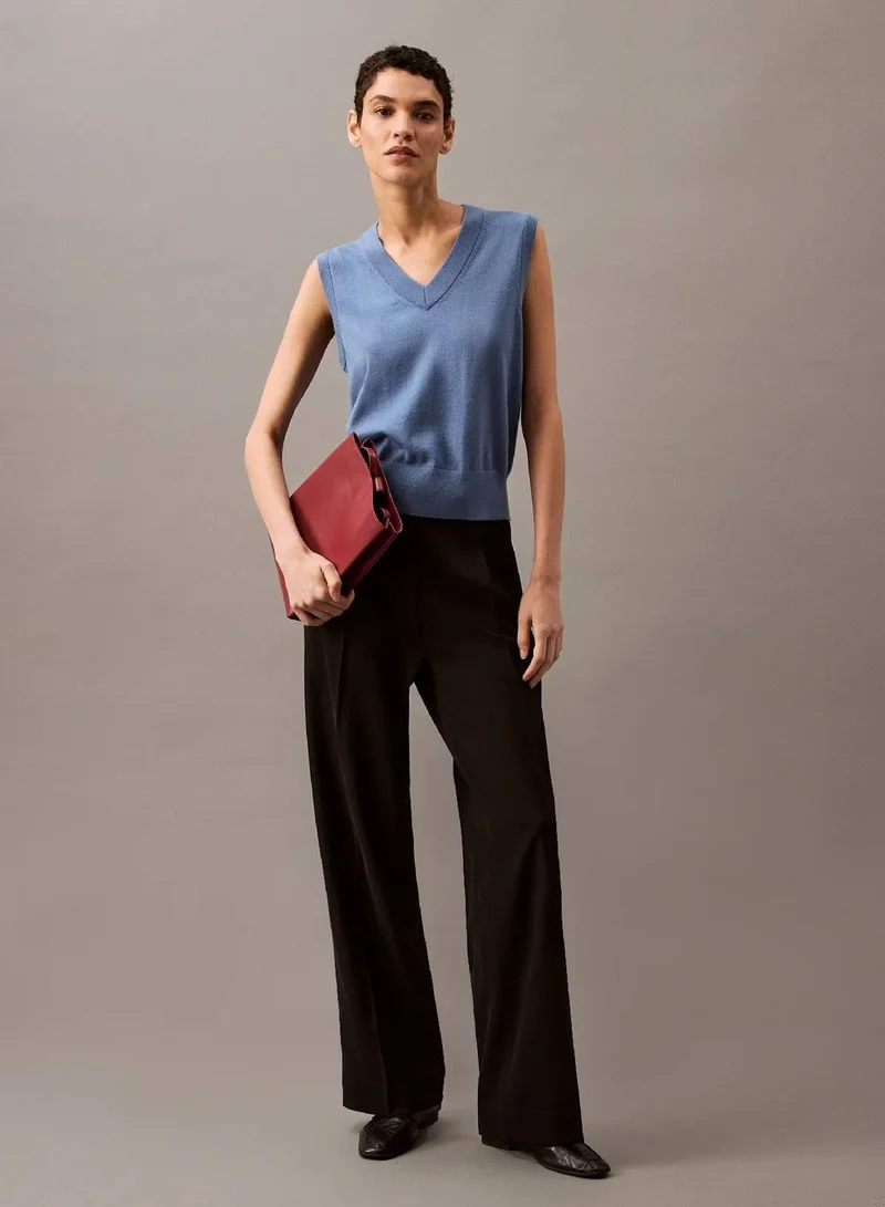 Relaxed Crepe Pleated Trousers