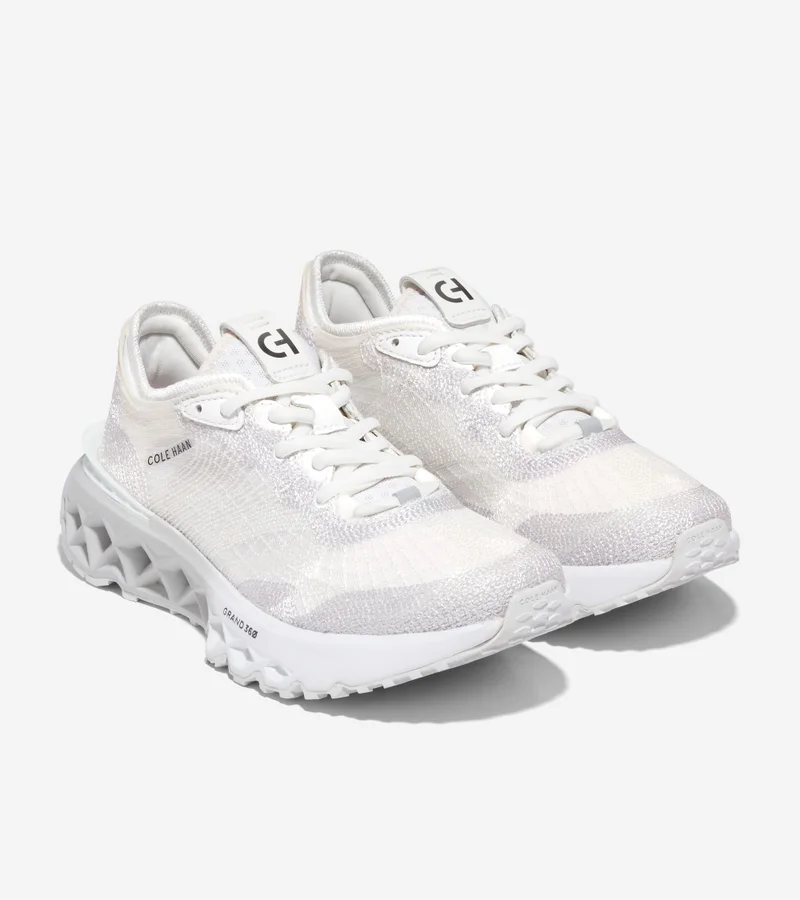 COLE HAAN Women's 5.ZERØGRAND Embrostitch Running Shoe