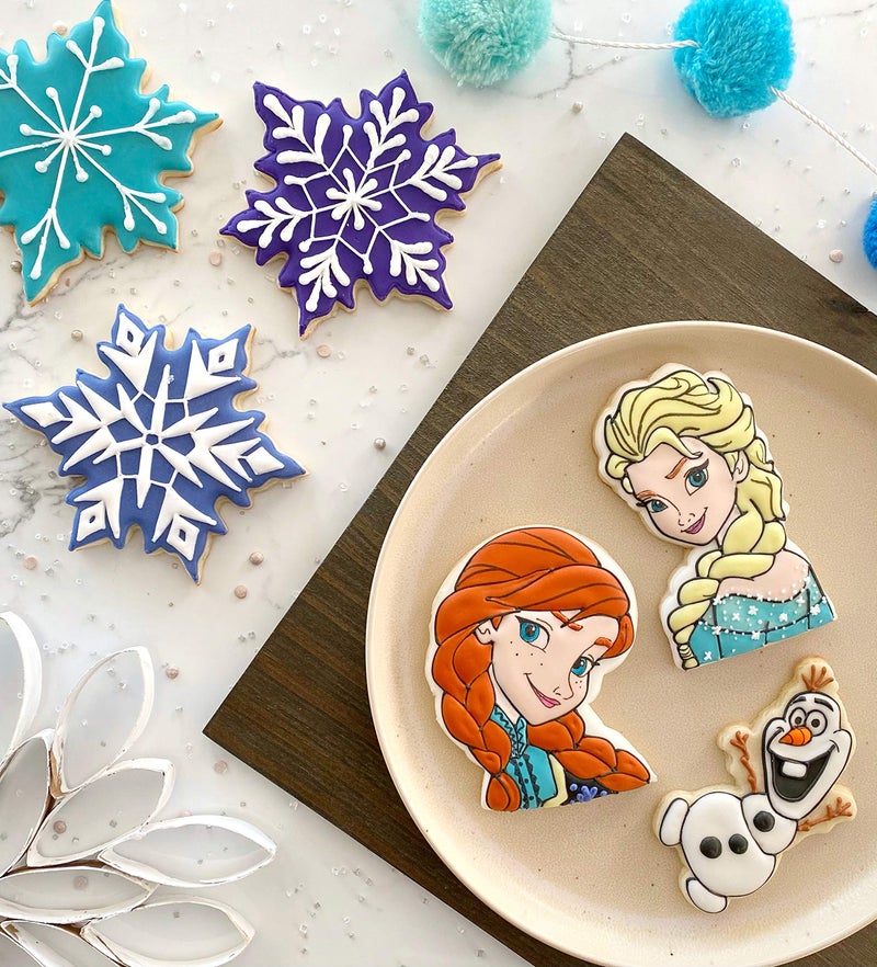 Heart's Treasure INSPIRED BY FROZEN COOKIE CUTTERS. Inspired By Frozen Sister Princesses Anna and Elsa With Olaf The Snowman And Snowflake Outline Cookie Cutters (4 Pack) - Image 5