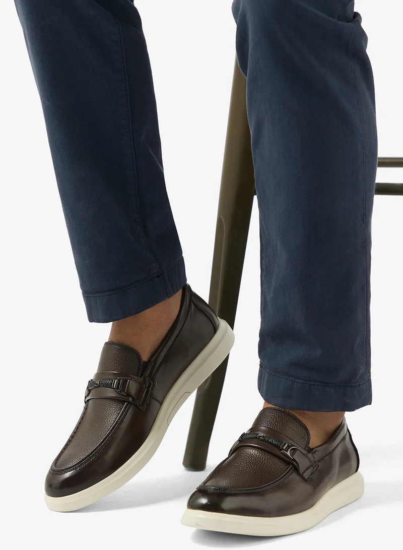 Robert Wood Saddle Detail Casual Slip Ons