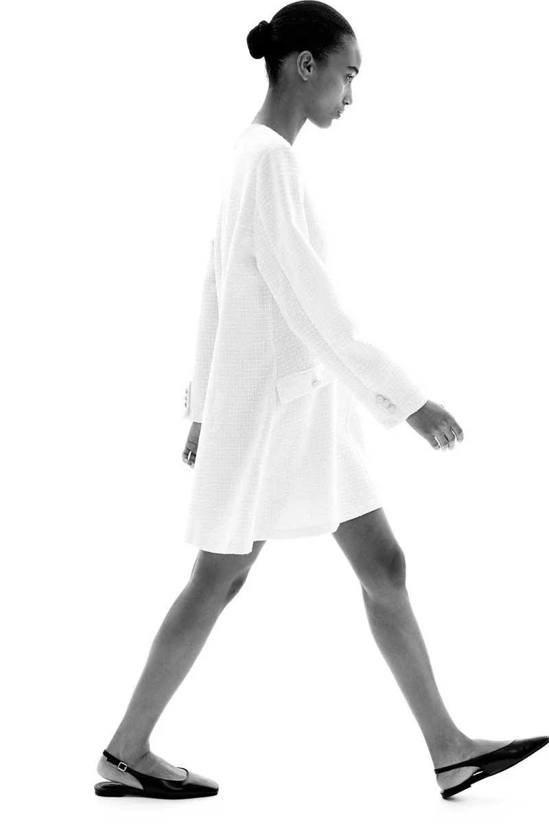 اتش اند ام حذاء بشريط خلفي من الجلد