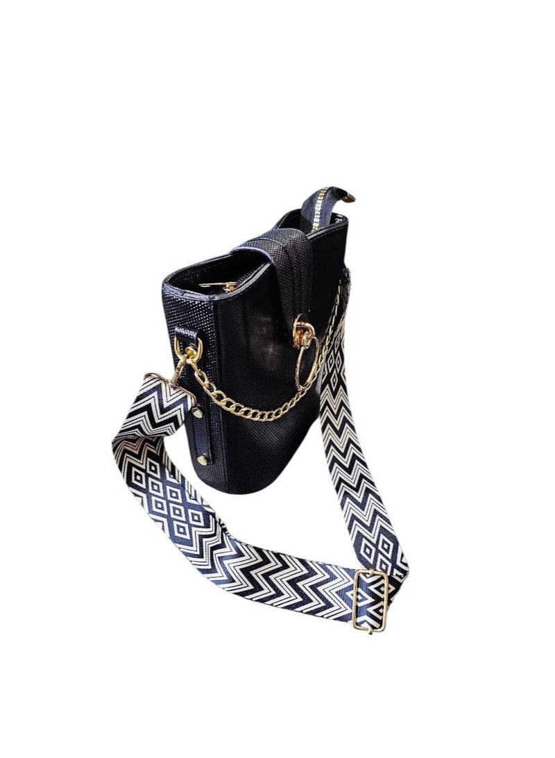 Women’s Crossbody Bag – Clasp Leather with Modern Design - Image 3