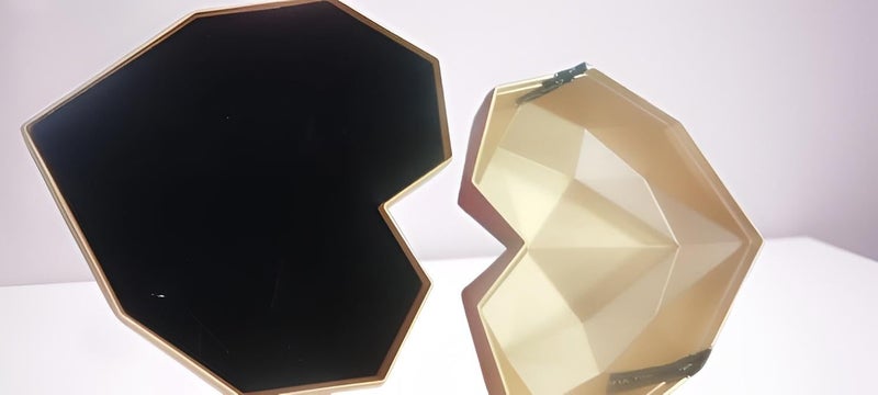 Heart-Shaped Gift Box - Large Size Velvet-Lined Premium Packaging for Jewelry and Romantic Presents, Elegant and Durable Design - Image 2