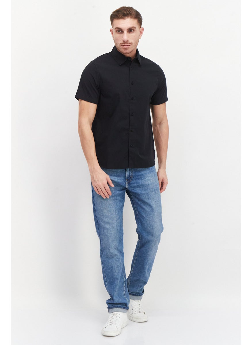 Men Regular Fit Short Sleeves Plain Casual Shirt, Black - pzsku/ZA0746A777E6BD4B02A49Z/45/_/1737642268/f5bfe0dd-de41-4b61-8ce3-d6eea2ee8420