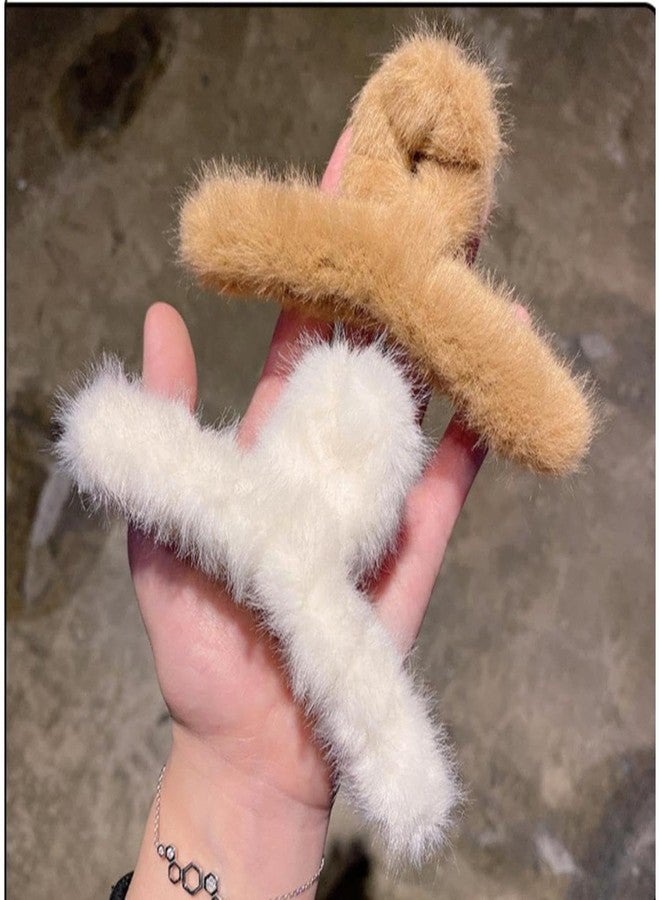 DN Creation مجموعة من قطعتين من مشابك الشعر الكبيرة والناعمة المصنوعة من فرو صناعي ناعم يشبه فرو الأرانب، مانعة للانزلاق، للنساء والفتيات - لون عشوائي - Image 1