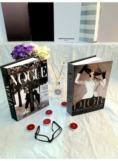 Lovely Book & Book طقم صناديق كتب مزخرفة من 2 علبة كتب ديور فوج بني  - Image 1