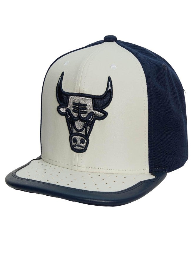 Mitchell & Ness Day 1 Chicago Bulls Snapback Hat, Navy/White - Image 1