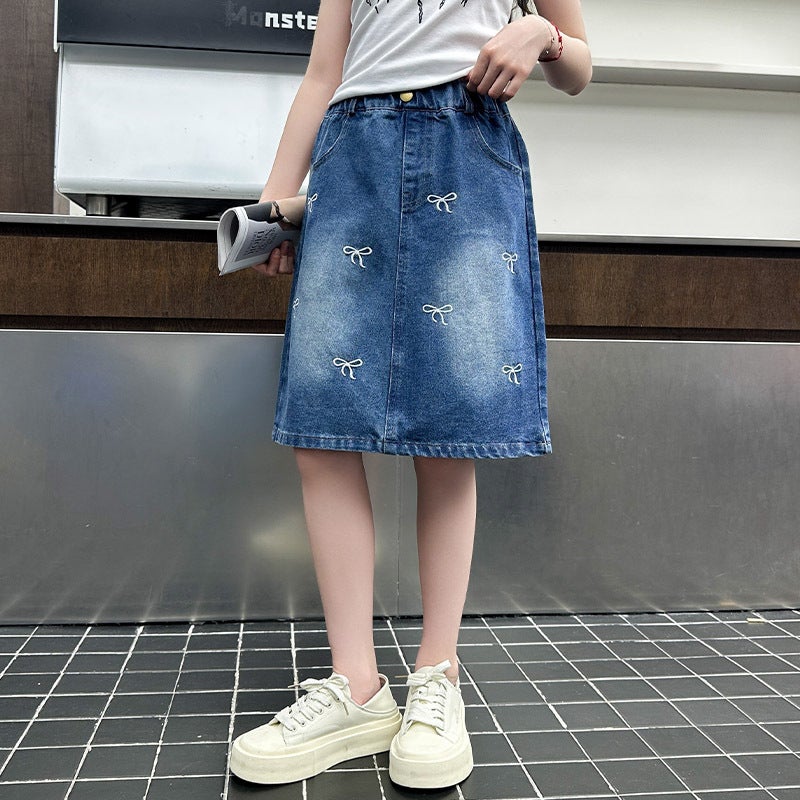 Girls' Blue Embroidered Denim Skirt Summer Children'S Skirt Medium And Large Children'S Bow Denim Skirt Short Skirt - Image 4