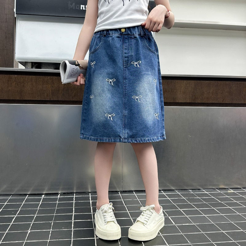 Girls' Blue Embroidered Denim Skirt Summer Children'S Skirt Medium And Large Children'S Bow Denim Skirt Short Skirt - Image 1