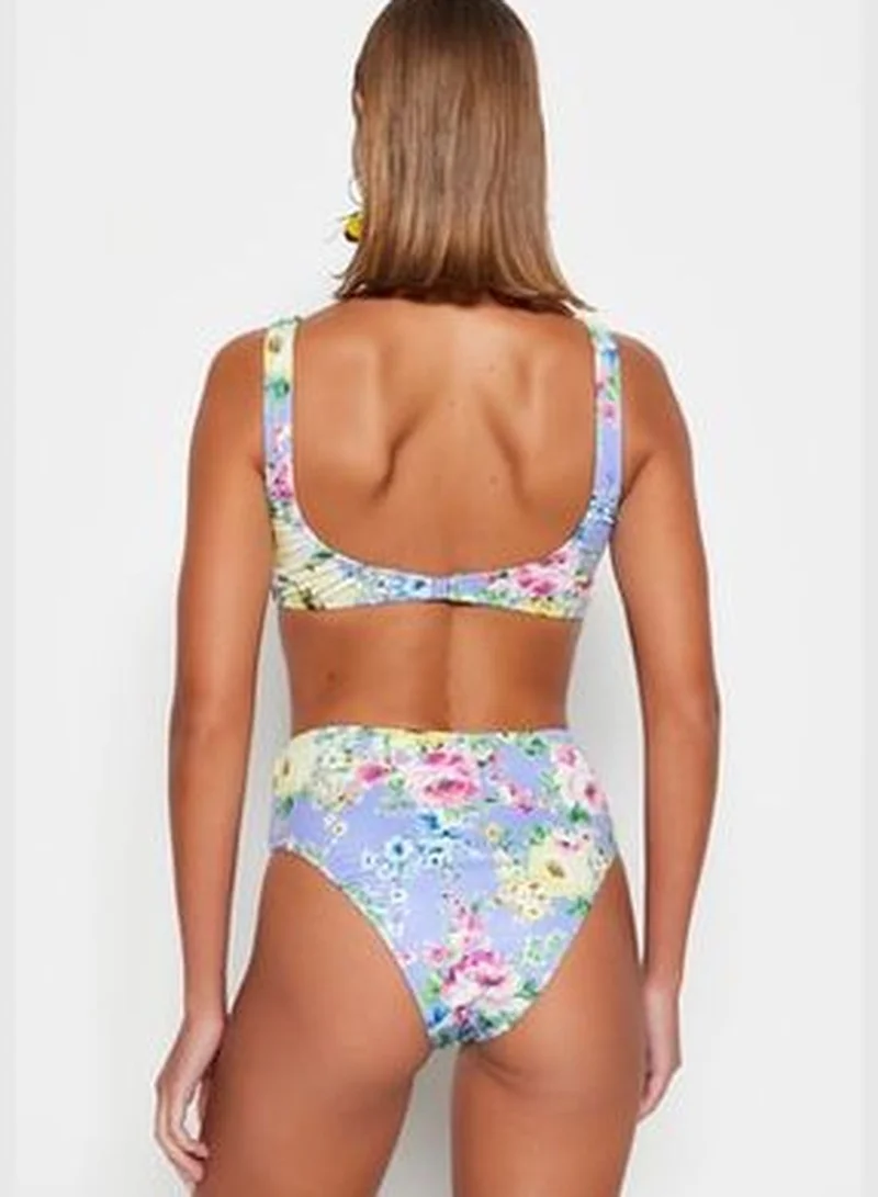 trendyol Floral Pattern Knotted High Waist Bikini Bottoms With Regular Leg TBESS23BA00284