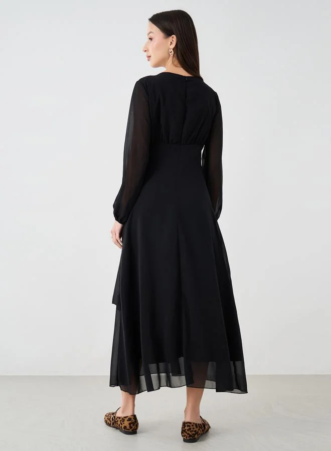 Styli Styli Solid Gathered Detail Round Neck Maxi Dress