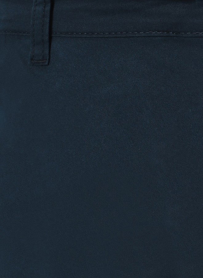 Hence Men Slim Fit Low-Rise Cargo Shorts in Navy Blue - Image 5