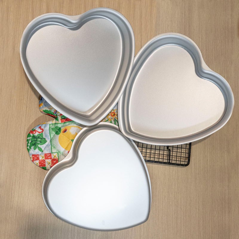 Yikinip 8Ã—2 inch heart cake pans set of 3ï¼Œ Aluminum Cake Pan, For Birthday and Other Occasions - Image 3