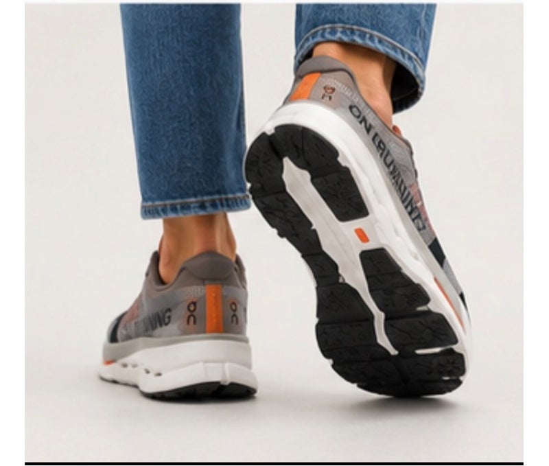 On Running Shoes For Men - Image 3