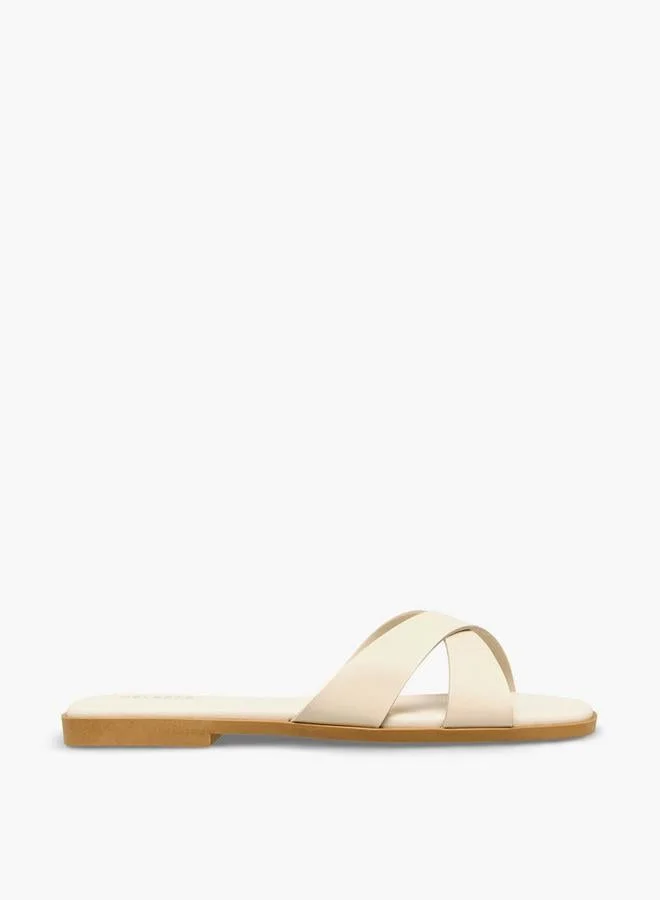 سيليست Women Cross Strap Sandals