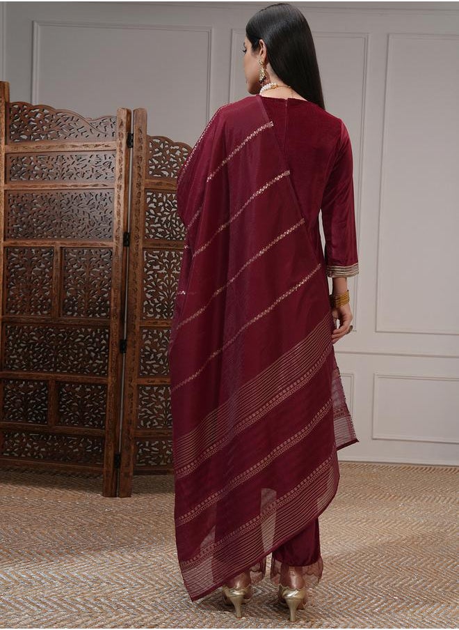 Vishudh - Women Red Embroidered Kurta Set by Styli - Image 1