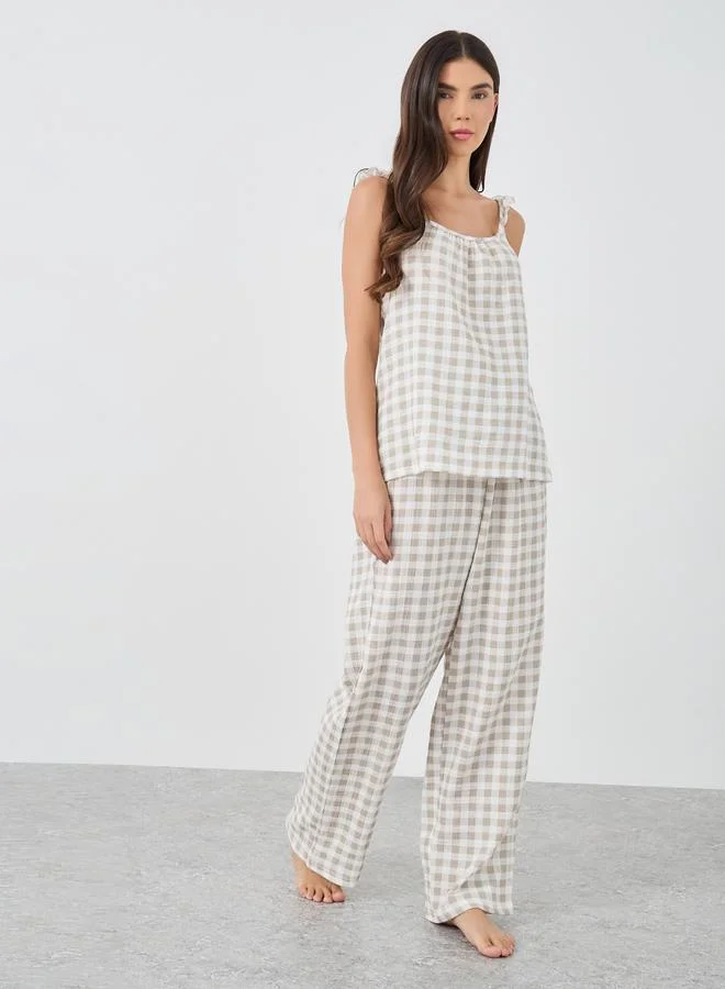 ستايلي Styli Gingham Cotton Gauze Ruffle Shoulder Cami and Pyjama Set