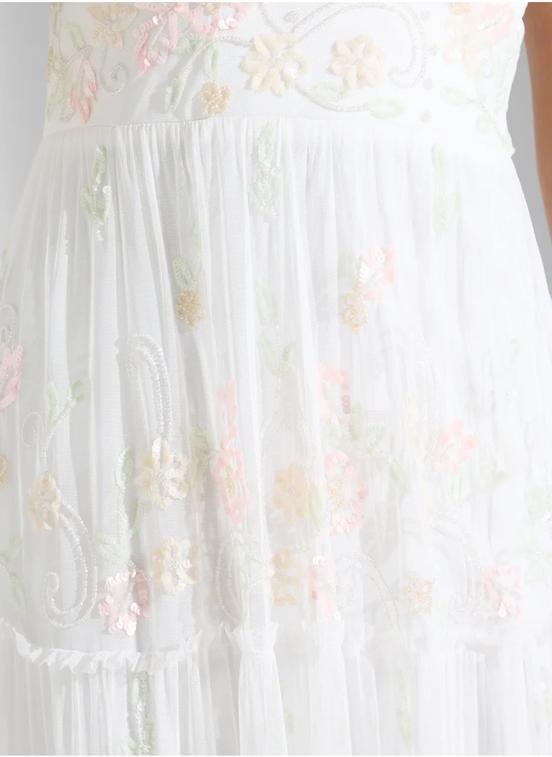 نمشي x Embroidered Evening Dress