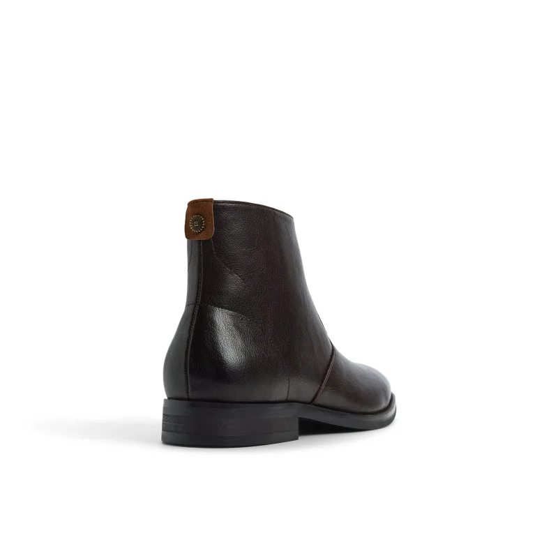 CALL IT SPRING Burnette Chelsea Boots