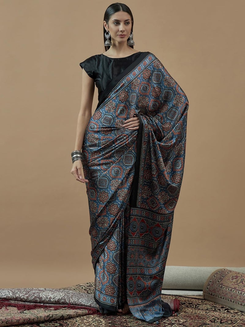SAREE MALL Women's Blue Pure Crepe Ajrak Printed Saree With Unstitched Blouse (MOHAR710_HS) - Image 5