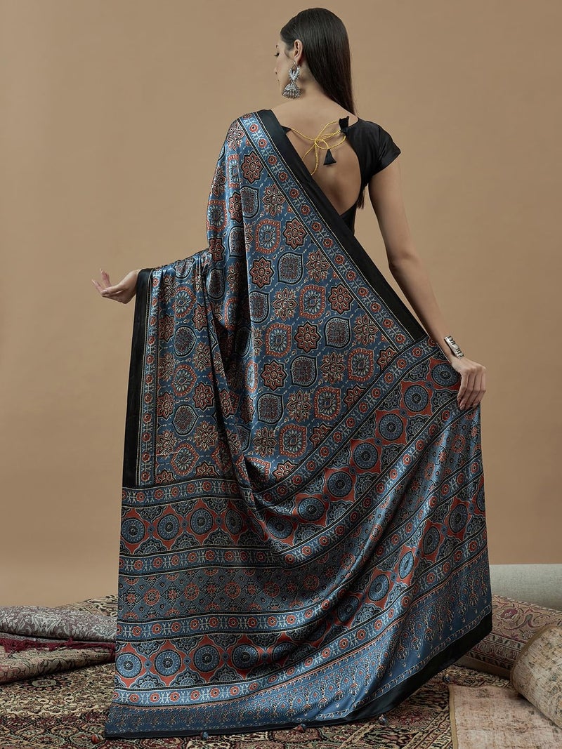 SAREE MALL Women's Blue Pure Crepe Ajrak Printed Saree With Unstitched Blouse (MOHAR710_HS) - Image 2