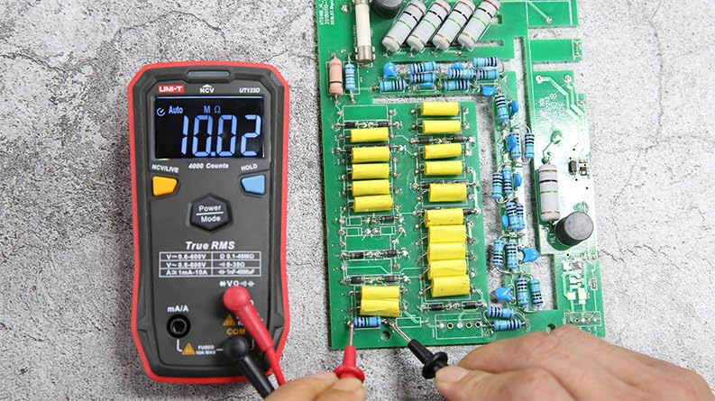 UNIT UT 123D Digital Multimeter TRMS automatically identify ACDC voltage resistance diode and continuity  - Image 4