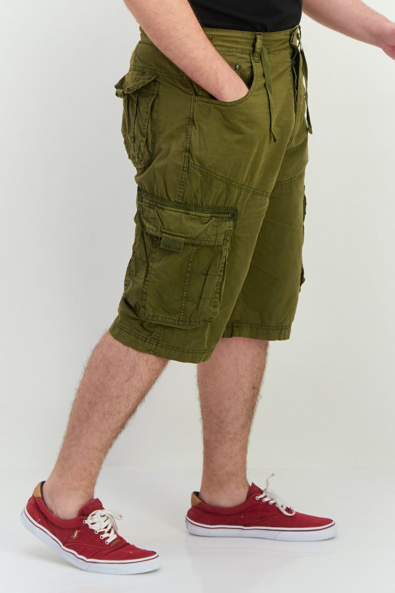CROSSHATCH Men Brand Logo Cargo Shorts, Khaki - Image 2