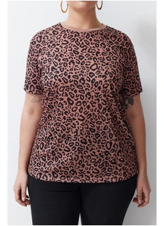trendyol Brown Animal Pattern Boyfriend Knitted T-shirt TBBSS24BF00046  - Image 4