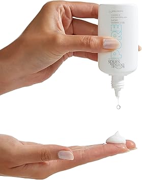 BONDI SANDS قطرات التسمير الذاتي من بوندي ساندز PURE تركيبة مركزة مرطبة تمنح توهجًا قابلًا للبناء والتخصيص غنية بحمض الهيالورونيك والفيتامينات C وE نباتية وخالية من القسوة 40 مل 1.35 أونصة - Image 3