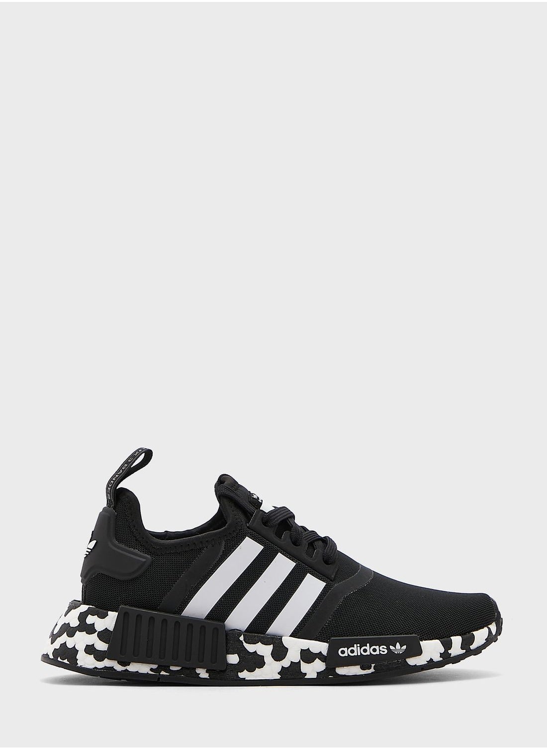 Adidas nmd hotsell r1 j youth