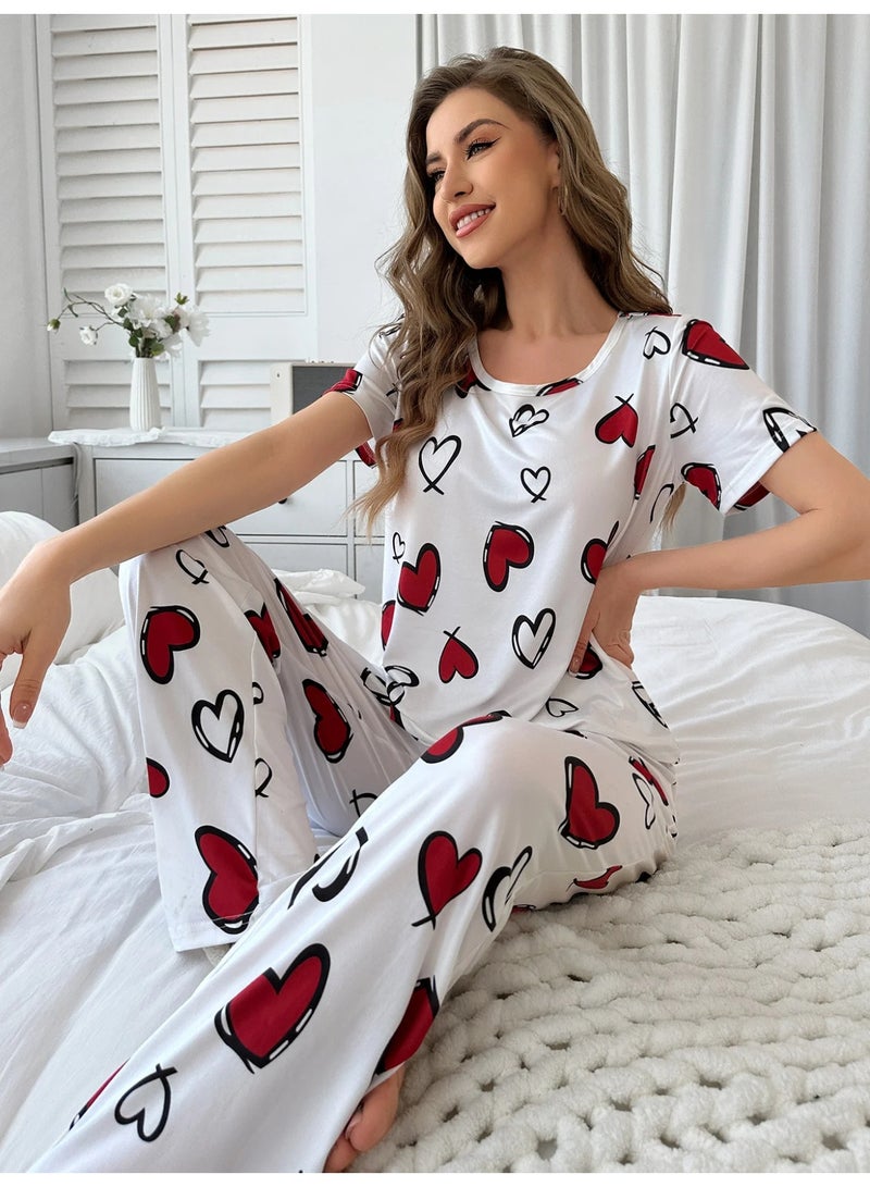 طقم بيجامة نسائي باللون الأبيض مع طباعة قلوب حمراء - Image 3