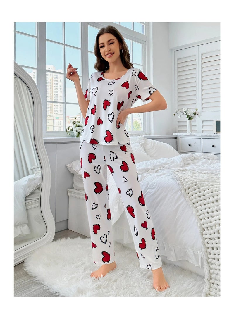 طقم بيجامة نسائي باللون الأبيض مع طباعة قلوب حمراء - Image 1
