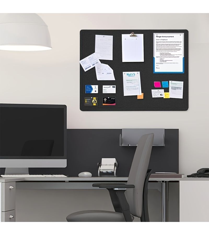 لوحة إعلانات سوداء من اللباد مقاس 15 × 23 بوصة مع دبابيس تثبيت. - Image 1
