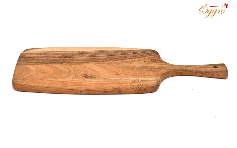 OGGN Handmade Natural Acacia Wood Designer Chopping Board with Broad Handle Durable Wooden Vegetable Fruits Chopper KnifeFriendly Cutting Boards for Kitchen 432 X 178 cm - Image 4