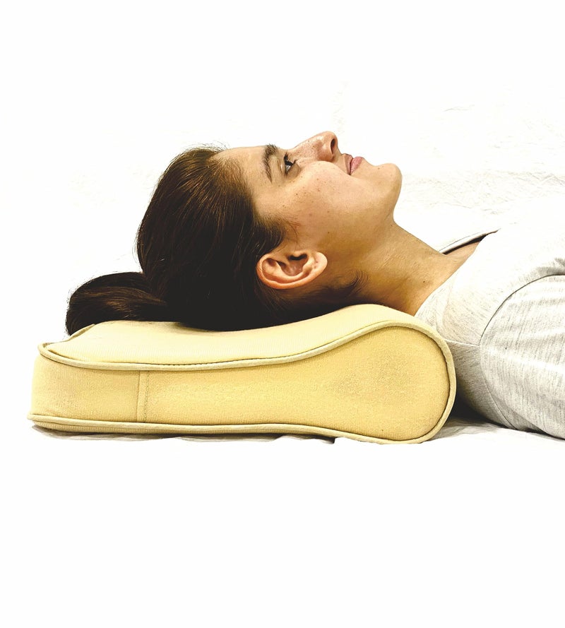 IGR وسادة عنق IGR بتصميم مائل | وسادة فوم، وسائد فوم طبية تدعم آلام الرقبة والكتف أثناء النوم مع غطاء قابل للغسل - 1 قطعة - Image 4