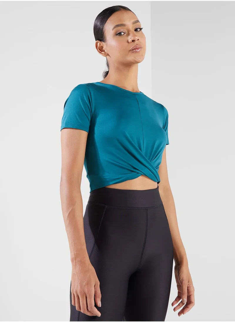 UNDER ARMOUR Motion Crossover Crop Top