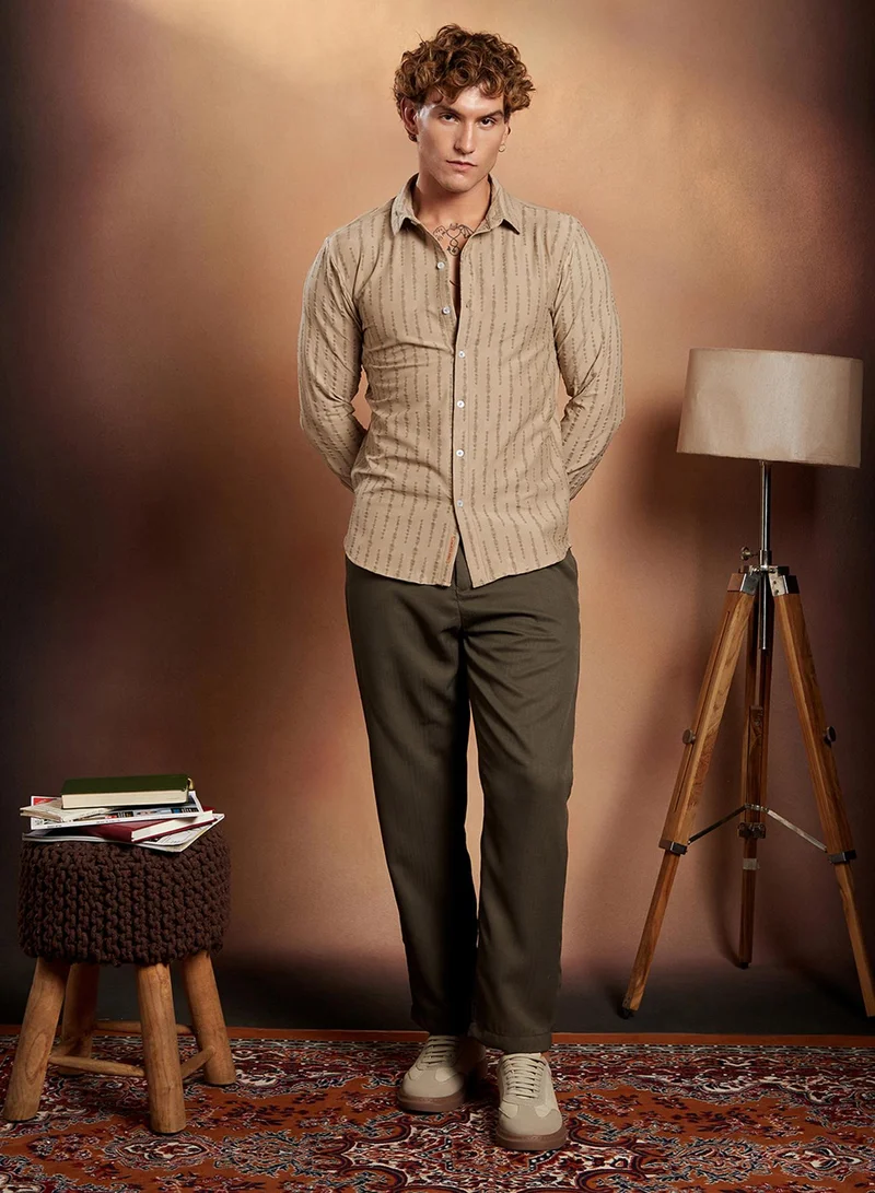 Campus Sutra Campus Sutra Men's Sand Beige Tassel-Weave Shirt For Casual Wear | Spread Collar | Long Cuffed Sleeves | Button Closure | Shirt Crafted With Comfort Fit For Everyday Wear