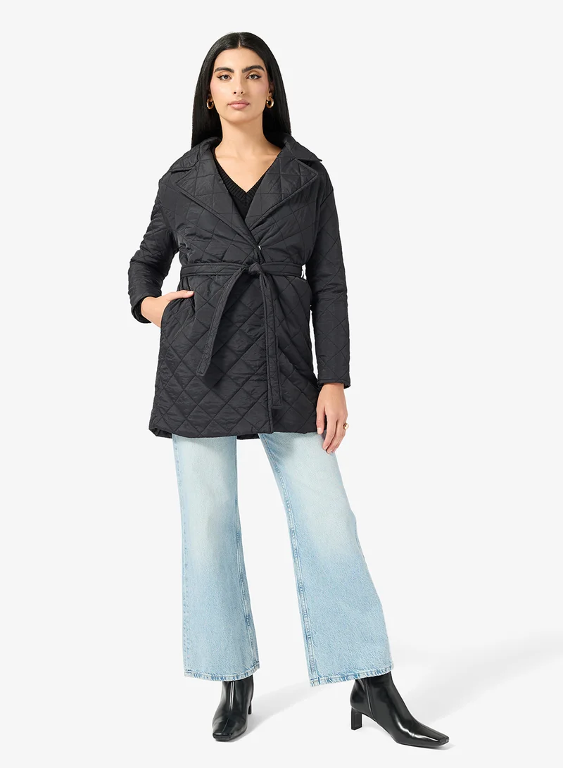 ايلا جاكيت مبطن متوسط الطول