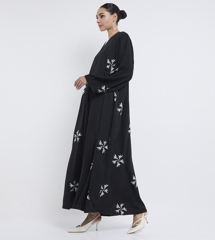 ROZA Elegant Embroidered Abaya - Image 2
