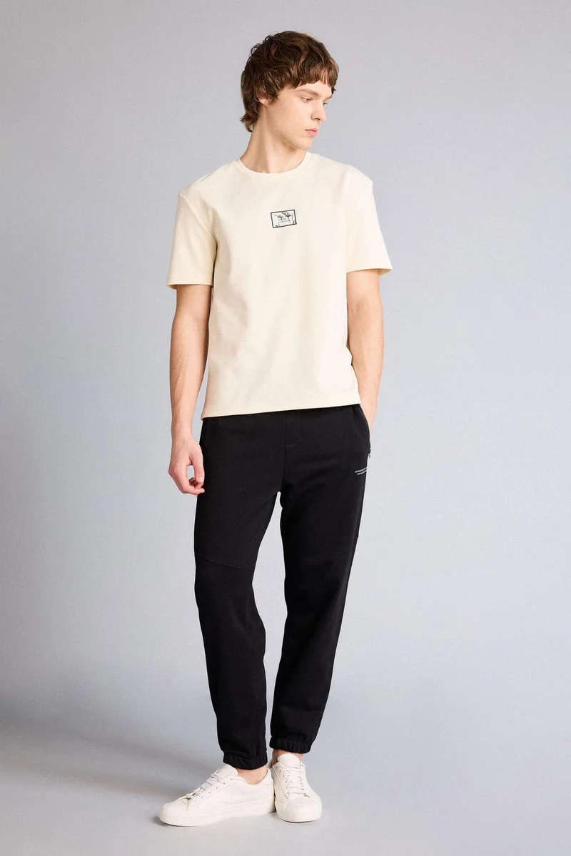 ديفاكتو Short Sleeve Printed T-Shirt