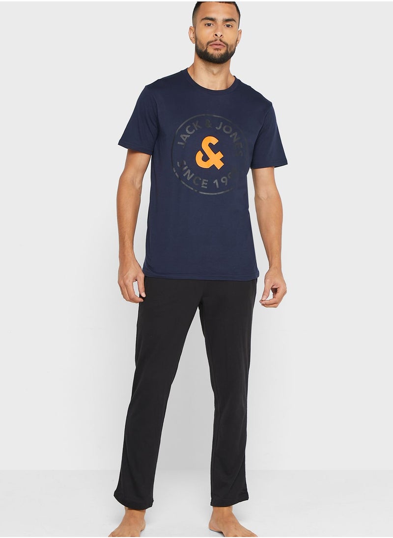 JACK & JONES - Logo T-Shirt & Pant Set - Image 1