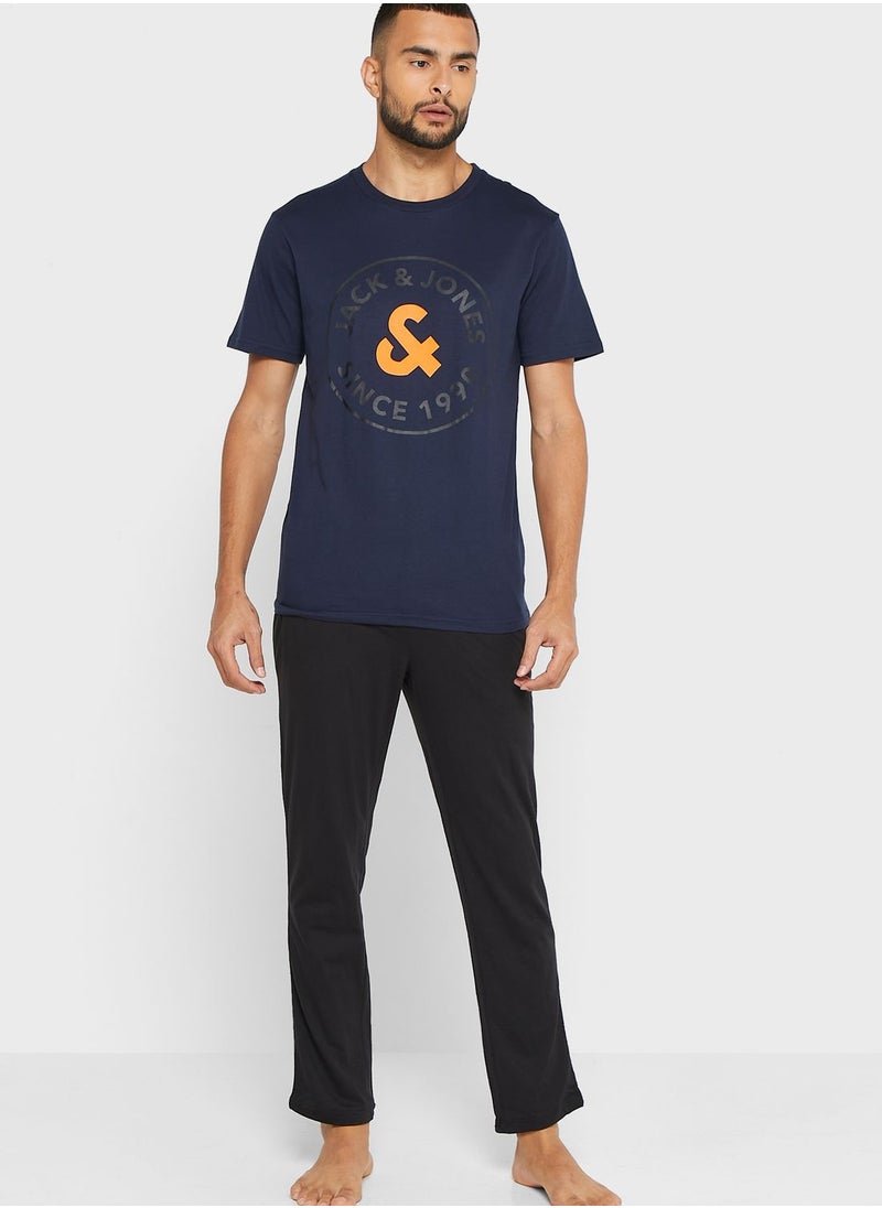JACK & JONES - Logo T-Shirt & Pant Set - Image 1