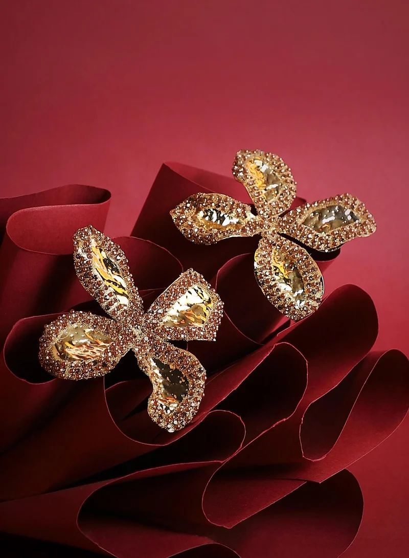 سوهي أقراط متدلية مرصعة بحجر صناعي بتصميم زهور بتلات مخطط