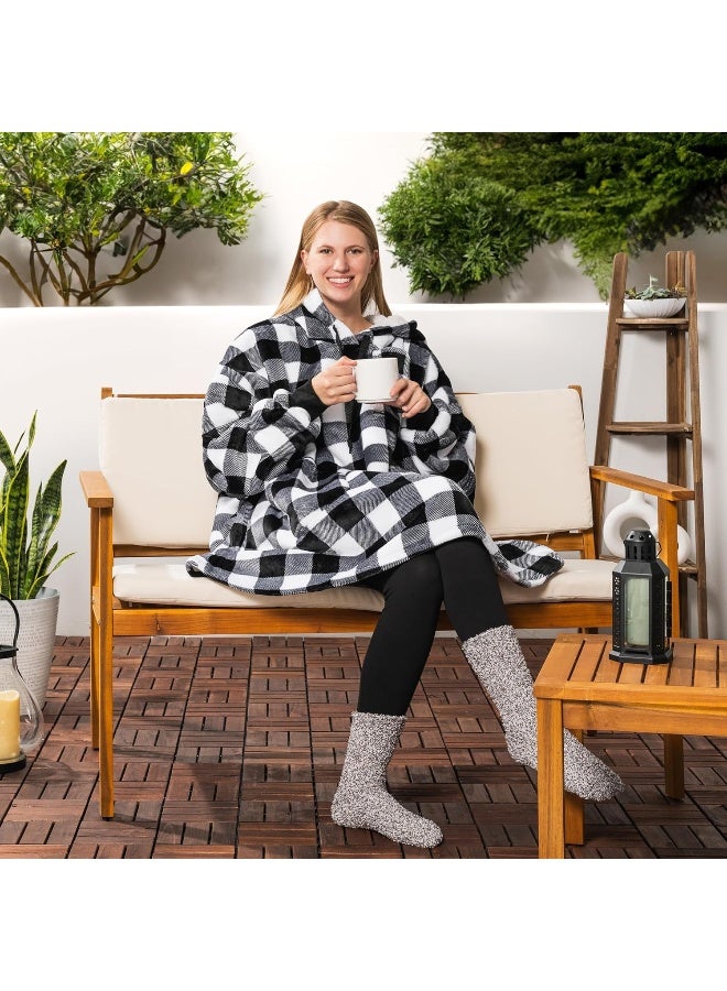 PAVILIA PAVILIA Blanket Hoodie for Women, Sherpa Wearable Blanket Men, Cozy Oversized Sweatshirt Blanket, Hooded Blanket Sweater  - Image 5