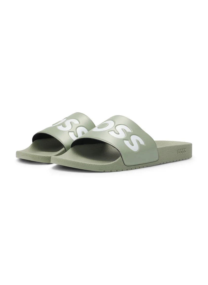 بوس Italian-made slides with large logo detail