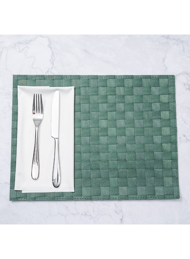 Restaurantware Macroweave 16 x 12 Inch Woven Placemats, Set Of 6 Rectangle Table Placemats - Durable, Easy To Clean, Green Plastic Placemats For Dining Table, For Homes or Restaurants, - Image 3