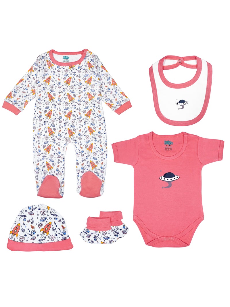 بابيز_بيسك بيبيز بيسك مجموعة هدايا مكونة من 5 قطع قطنية 100٪ للجنسين تشمل السالوبيت ، والرمبر ، والقفازات ، والقبعة ، والبيجامة/البذلة. - Image 1